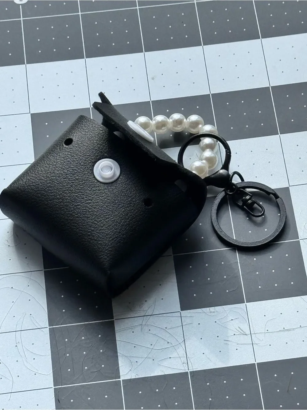 White Faux Leather Mini Purse Key & Card Holder Bag Charm NWT